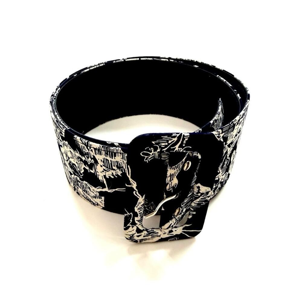 Toile Belt in Navy Blue